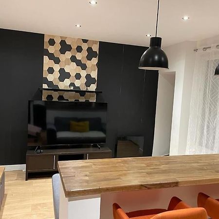 Appartement Chez Tricia Thorigny-sur-Marne Buitenkant foto