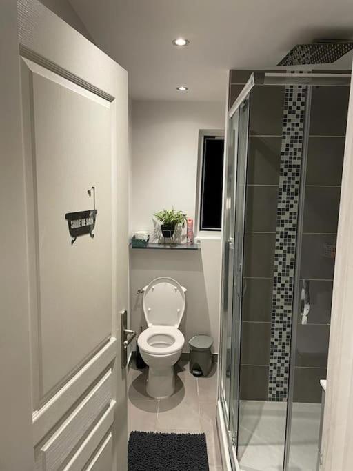 Appartement Chez Tricia Thorigny-sur-Marne Buitenkant foto